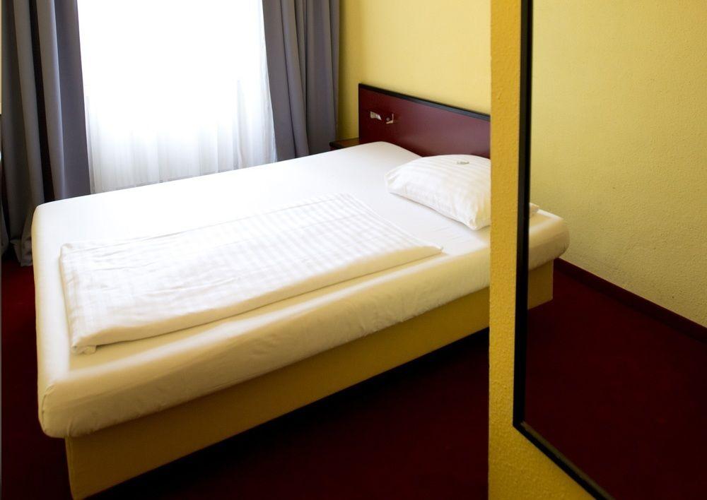 Hotel Fuerst Metternich Bécs Kültér fotó