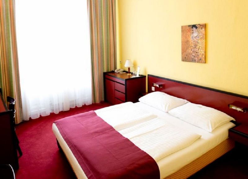 Hotel Fuerst Metternich Bécs Kültér fotó