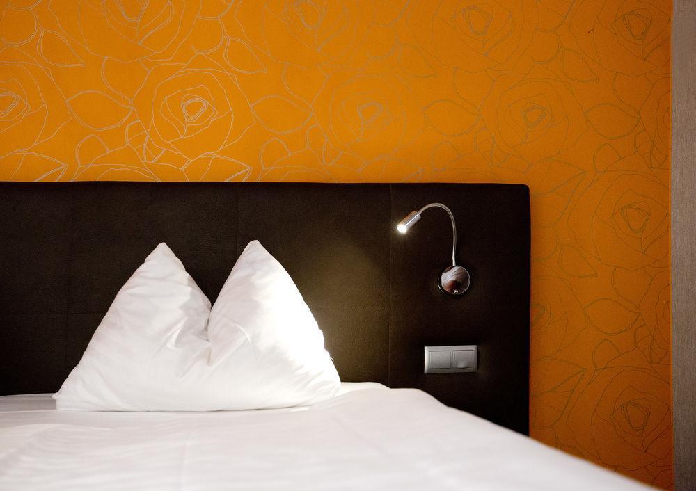 Hotel Fuerst Metternich Bécs Kültér fotó