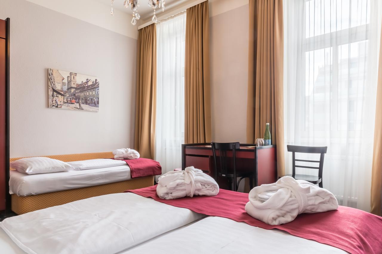 Hotel Fuerst Metternich Bécs Kültér fotó