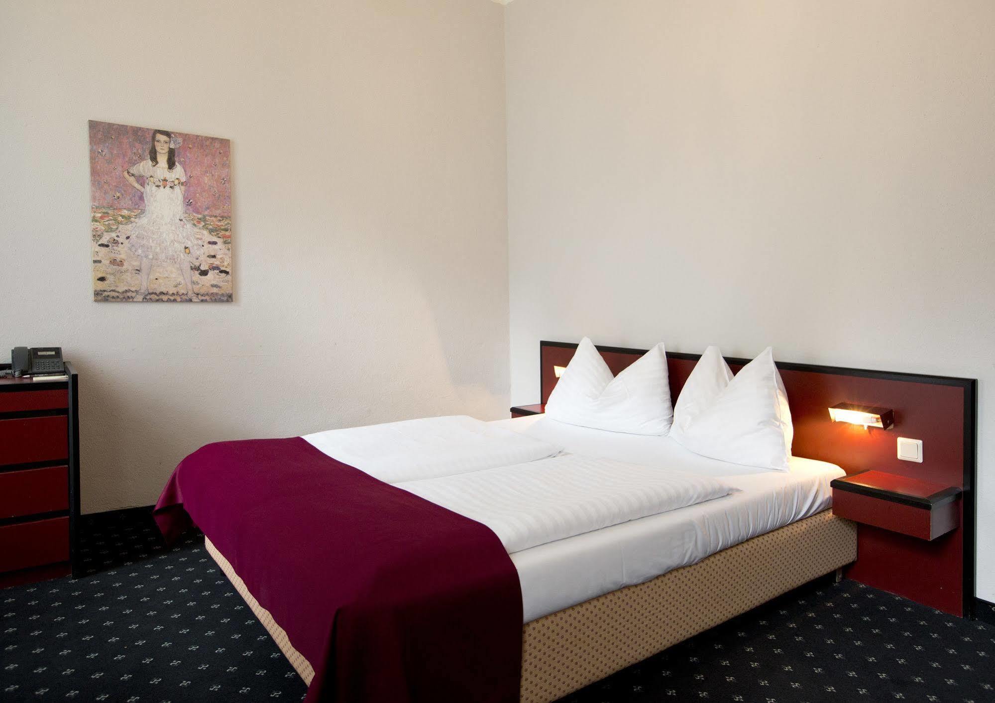 Hotel Fuerst Metternich Bécs Kültér fotó